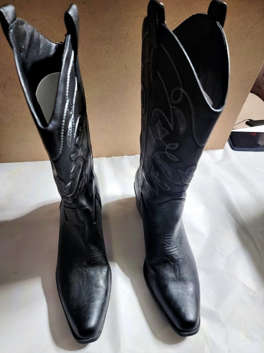 Dream Pairs Embroidered Floral Heeled Boots Black US 9.5
